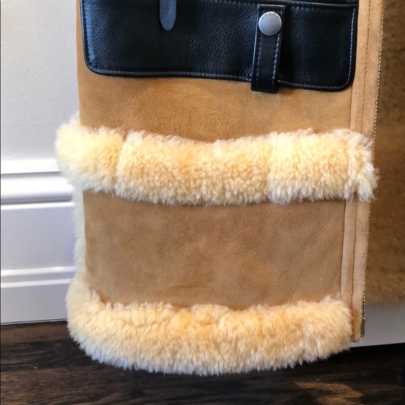 ‼️Sold‼️ Coach shearling & leather Moto Vest - Picture 6 of 8